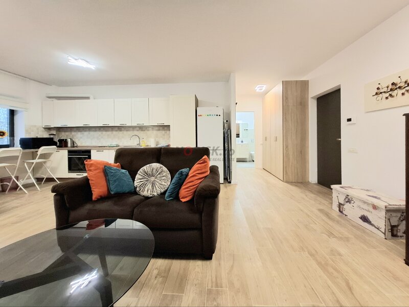 Iancu Nicolae 2 Camere  68mp   lux  Gran Park  Piscina